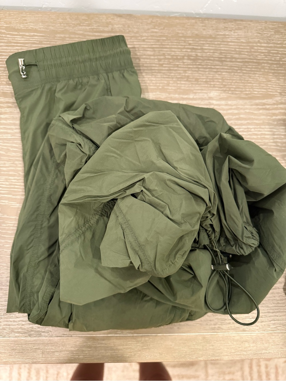 American Tall Parachute pants - Olive